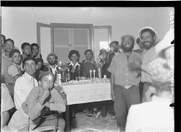 1342405 סעודת מצווה, מושב אלישיב, 1939