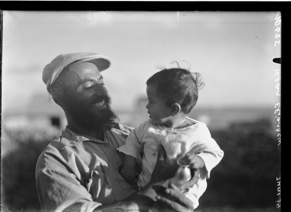 1342904 אב ובנו מושב אלישיב, 1939