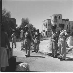 שוטרים ישראלים וירדנים, מעבר מנדלבאום, ירושלים, 1958