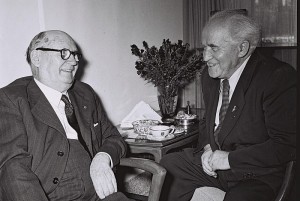 פגישת ראש הממשלה דוד בן גוריון עם ראש ממשלת דרום אפריקה דניאל מאלאן, תל אביב, 15 ביוני 1953. צלם: האנס פין לע"מ